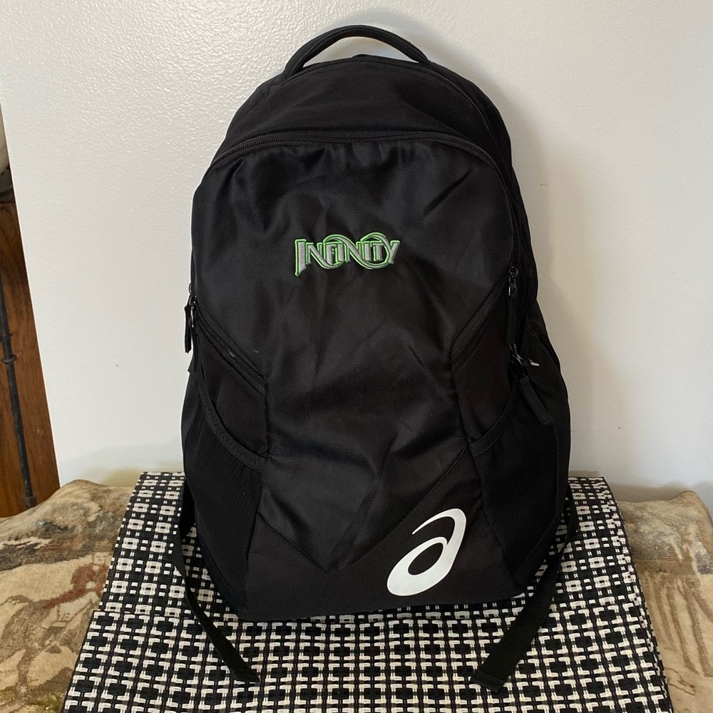 LIKE NEW==ASICS INFINITY Black Classic Backpack